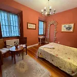 Palacio De 2*